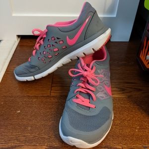 Nike gray pink FITSOL women sneaker size 8